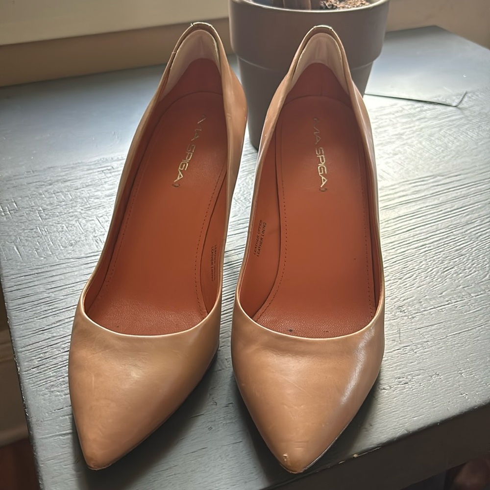 Tan heels